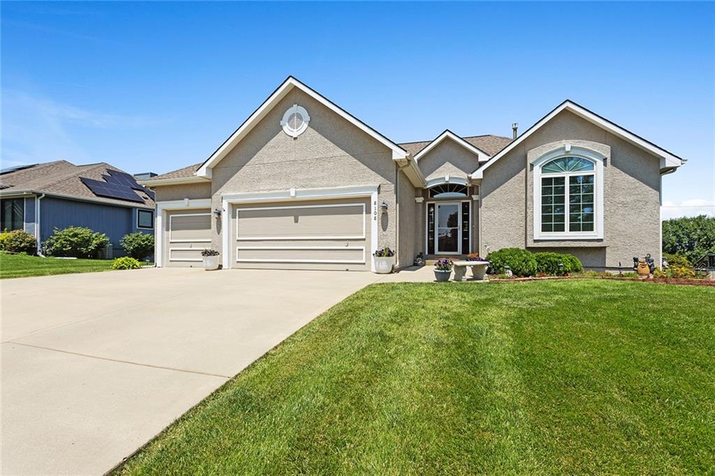 Listing Photo MLS #HMS2553470
