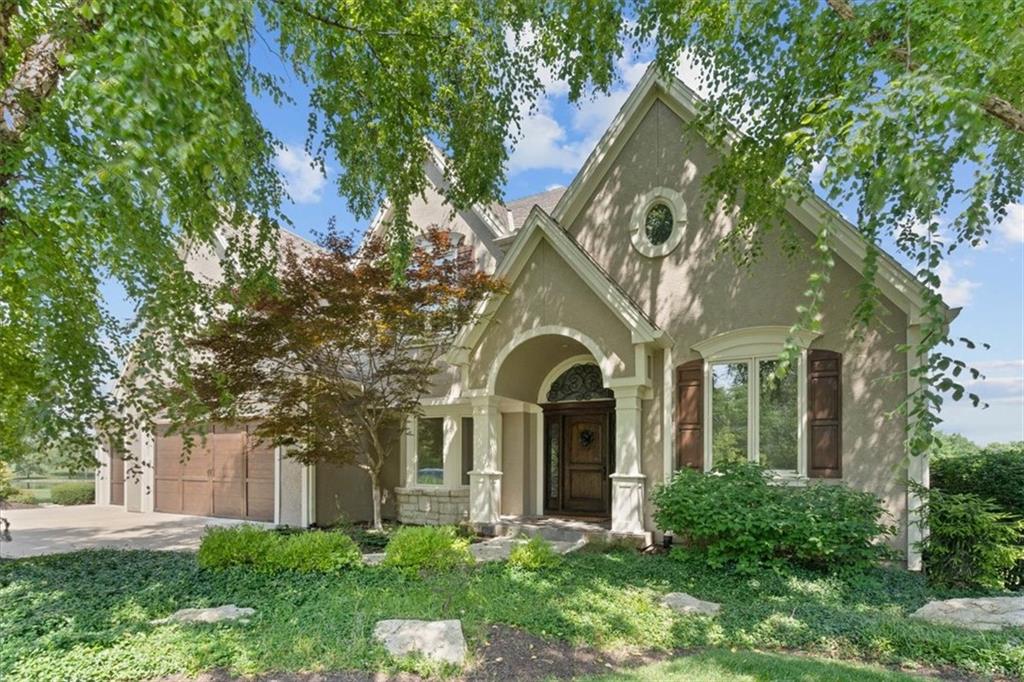 Listing Photo MLS #HMS2553557
