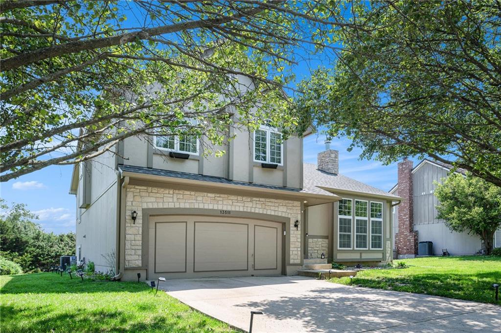 Listing Photo MLS #HMS2553602