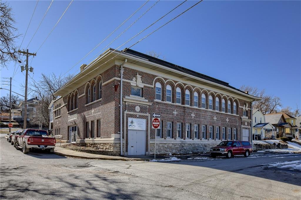 Listing Photo MLS #HMS2553619