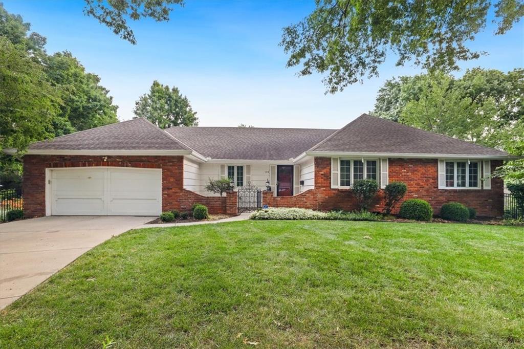 Listing Photo MLS #HMS2553631