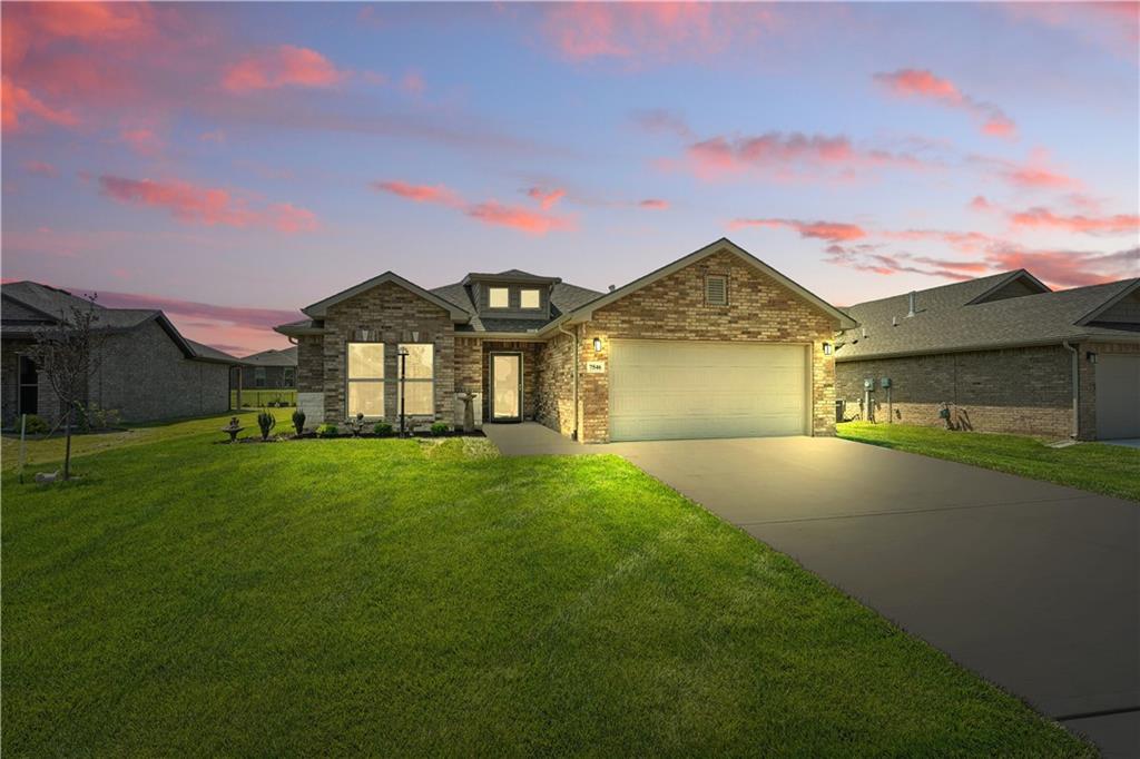 Listing Photo MLS #HMS2553736
