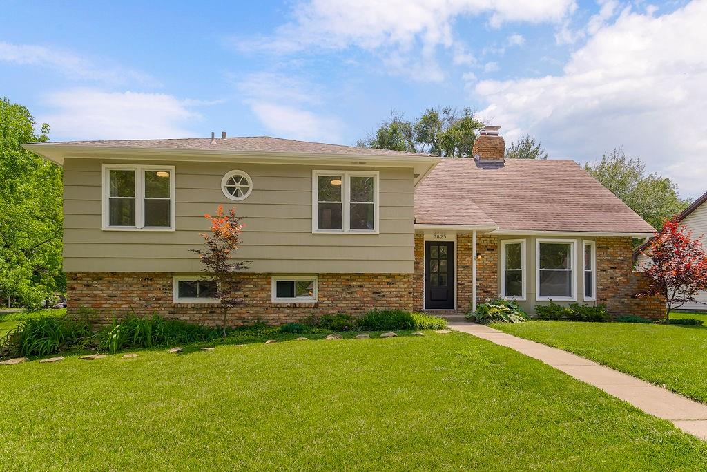 Listing Photo MLS #HMS2553770