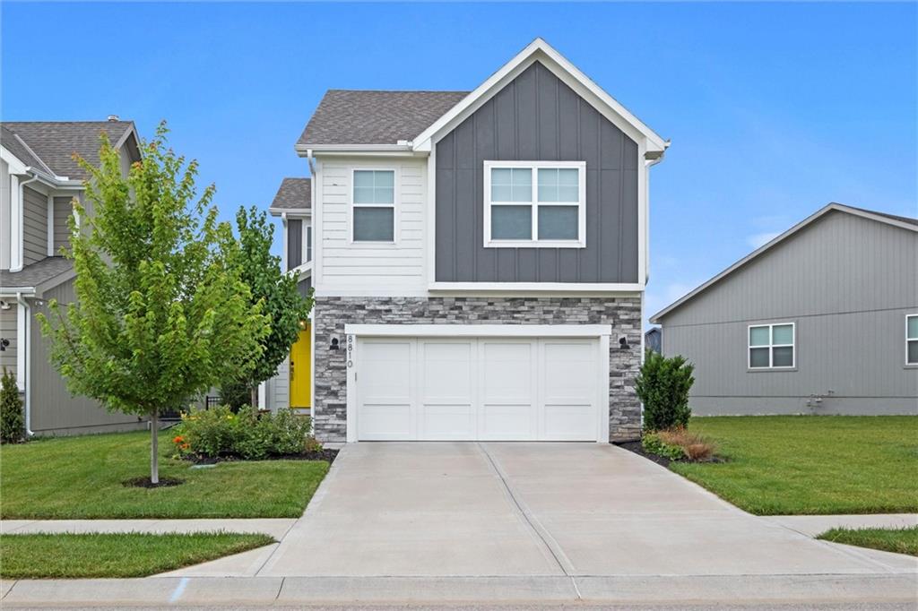 Listing Photo MLS #HMS2555197