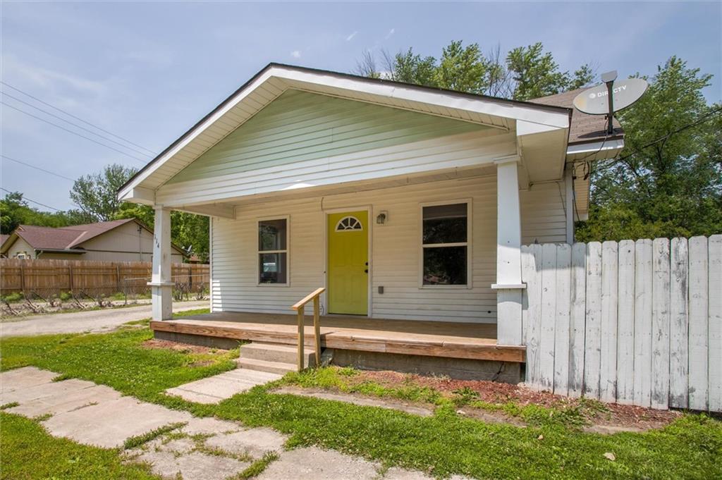 Listing Photo MLS #HMS2555226