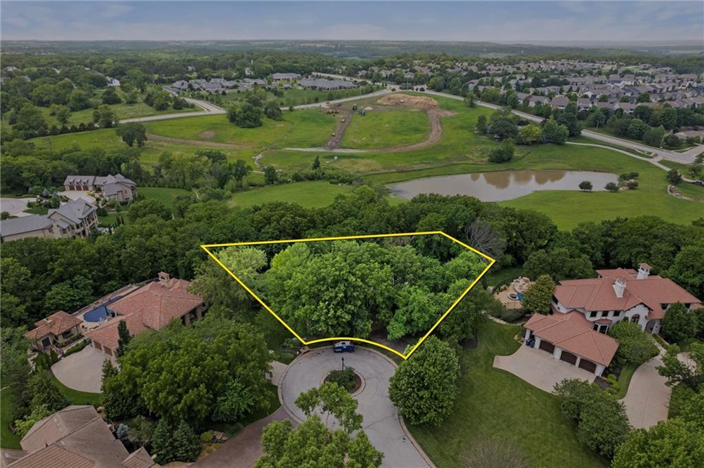 Listing Photo MLS #HMS2555401
