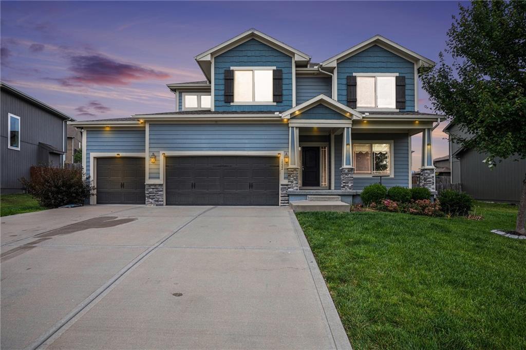 Listing Photo MLS #HMS2555402