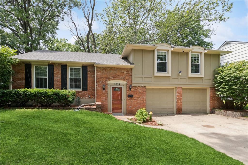 Listing Photo MLS #HMS2555474