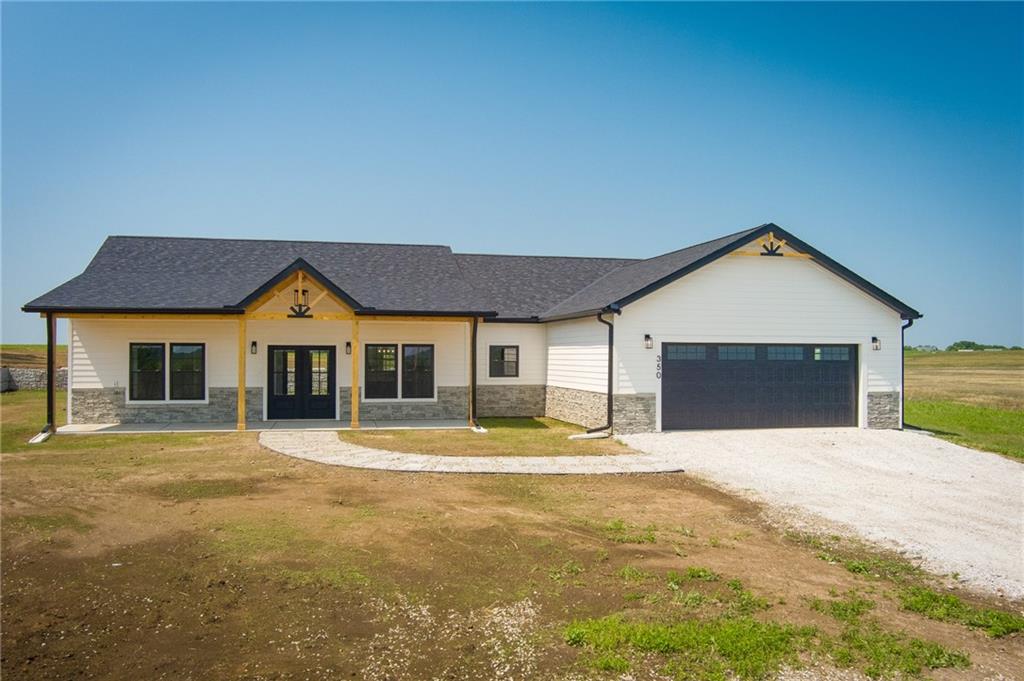 Listing Photo MLS #HMS2555530