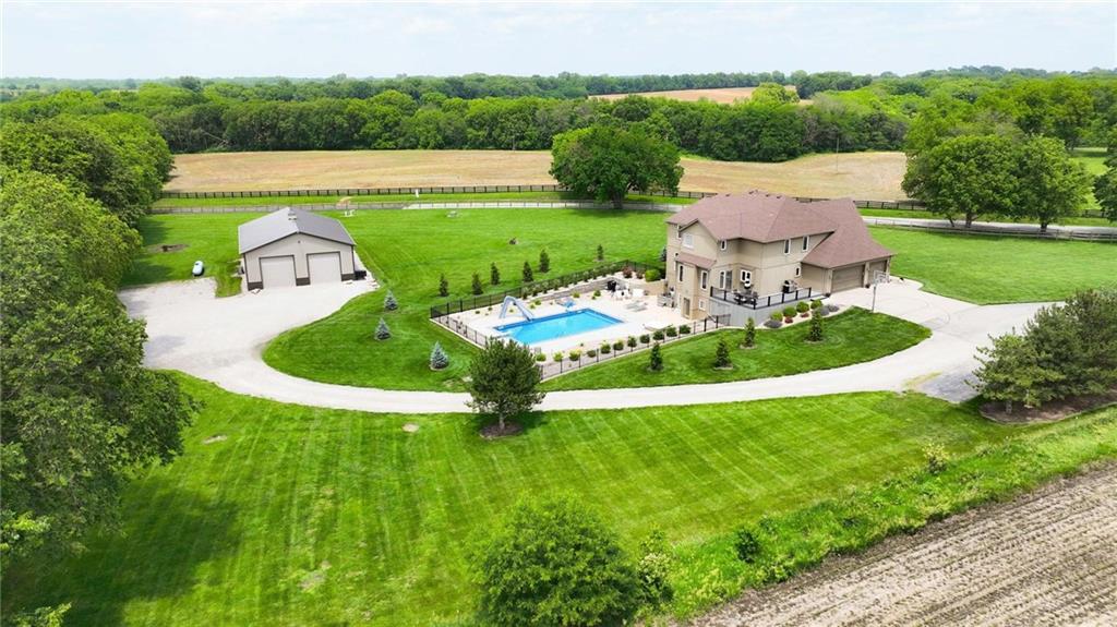 Listing Photo MLS #HMS2555581