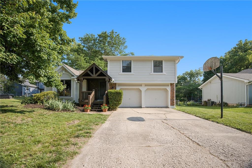 Listing Photo MLS #HMS2555599