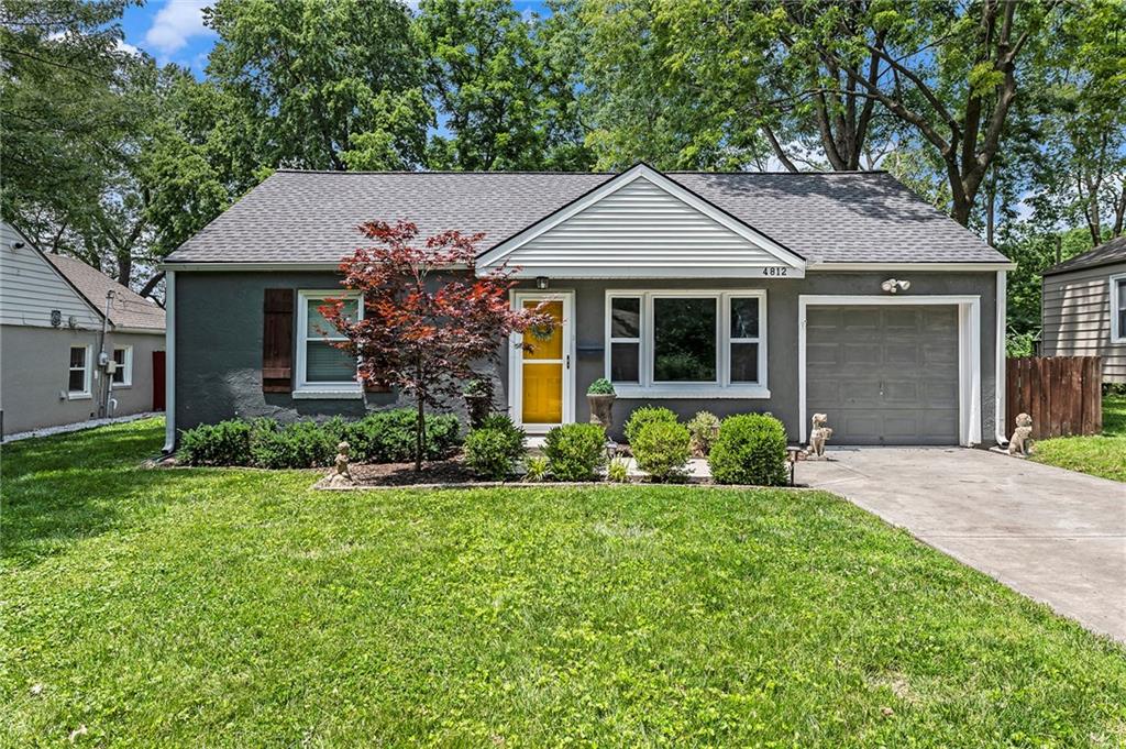 Listing Photo MLS #HMS2555616