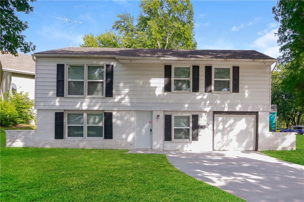 Listing Photo MLS #HMS2555650