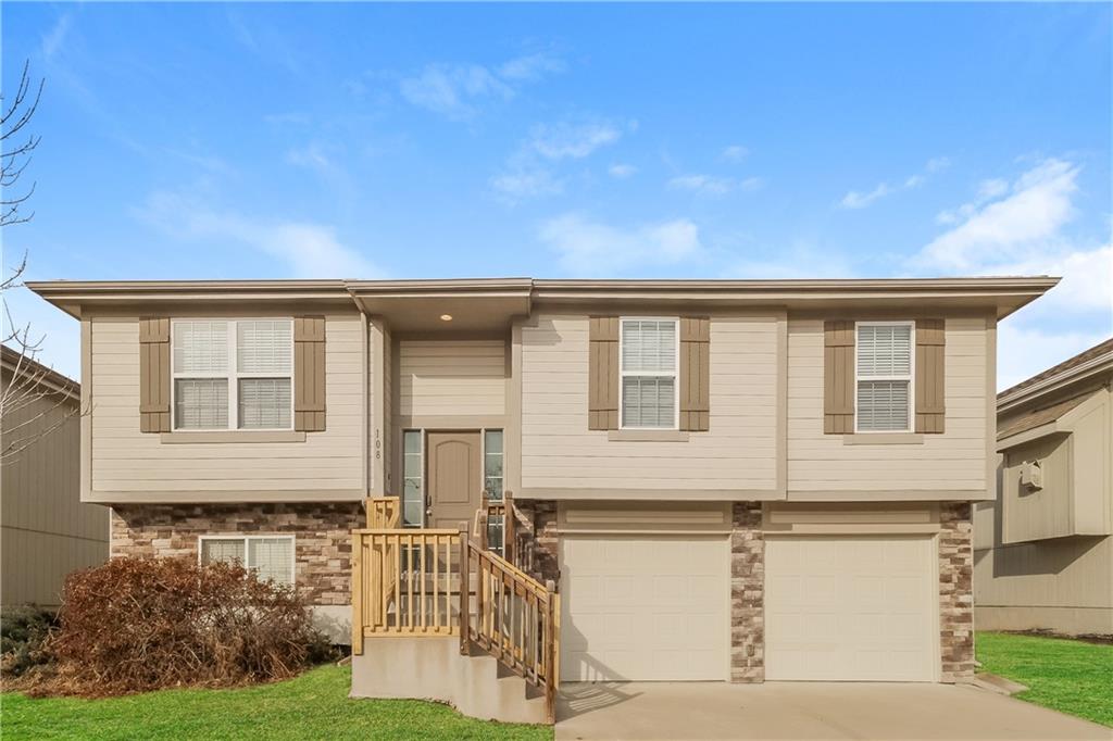 Listing Photo MLS #HMS2555655