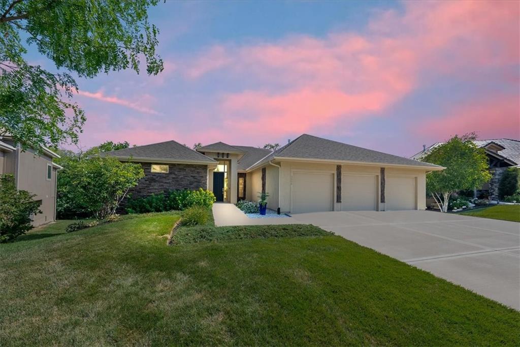 Listing Photo MLS #HMS2555726