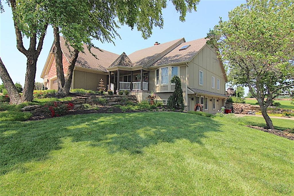 Listing Photo MLS #HMS2555759