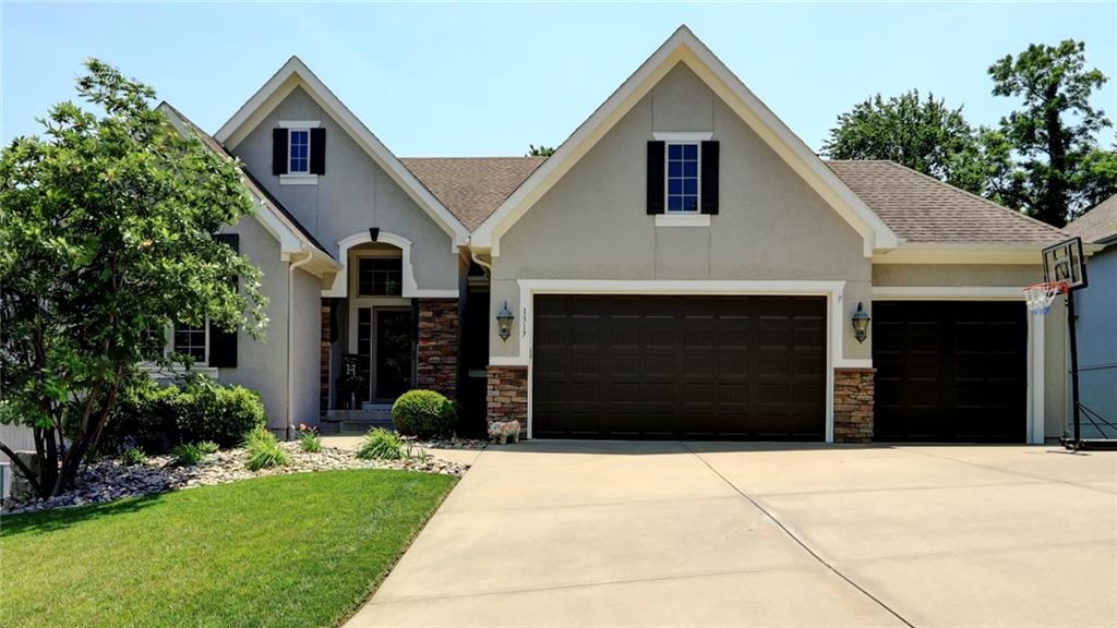 Listing Photo MLS #HMS2555770