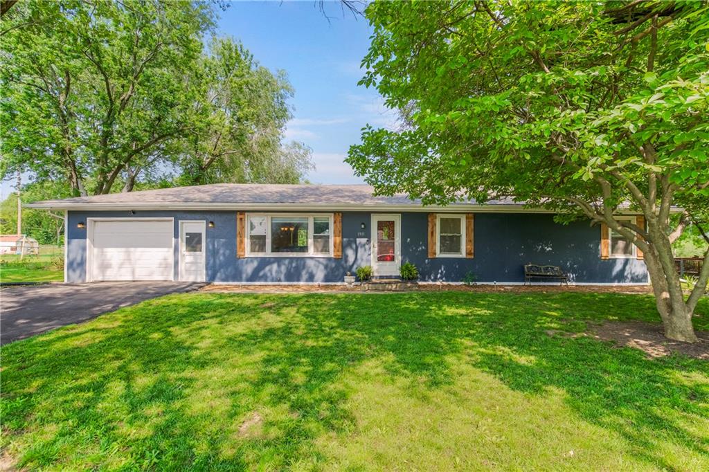 Listing Photo MLS #HMS2555789
