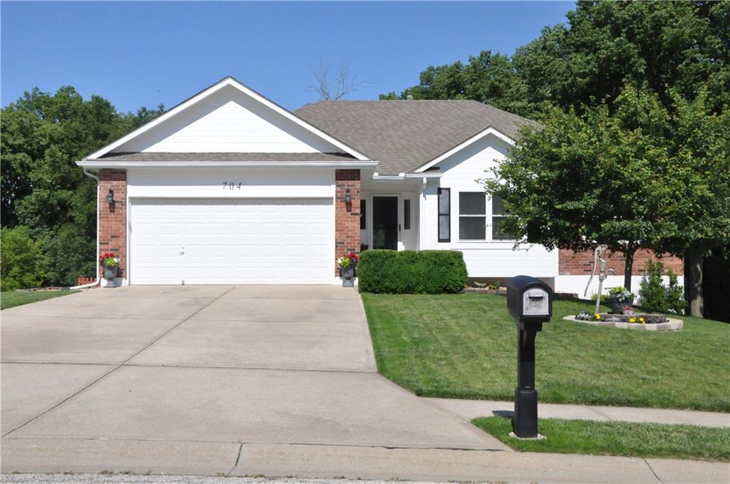 Listing Photo MLS #HMS2555796