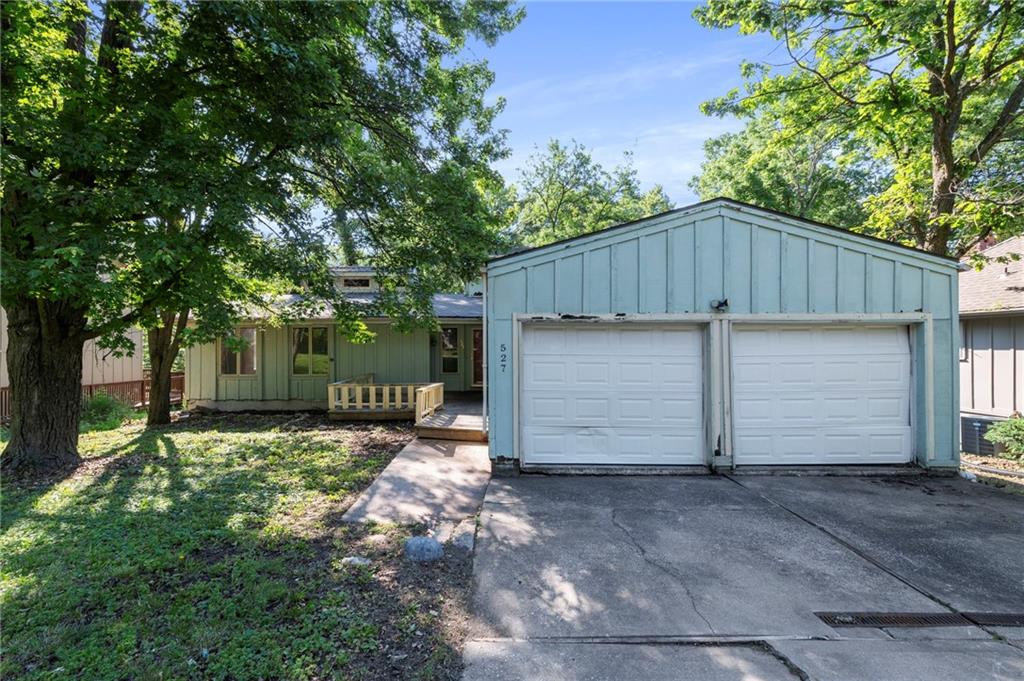 Listing Photo MLS #HMS2555846