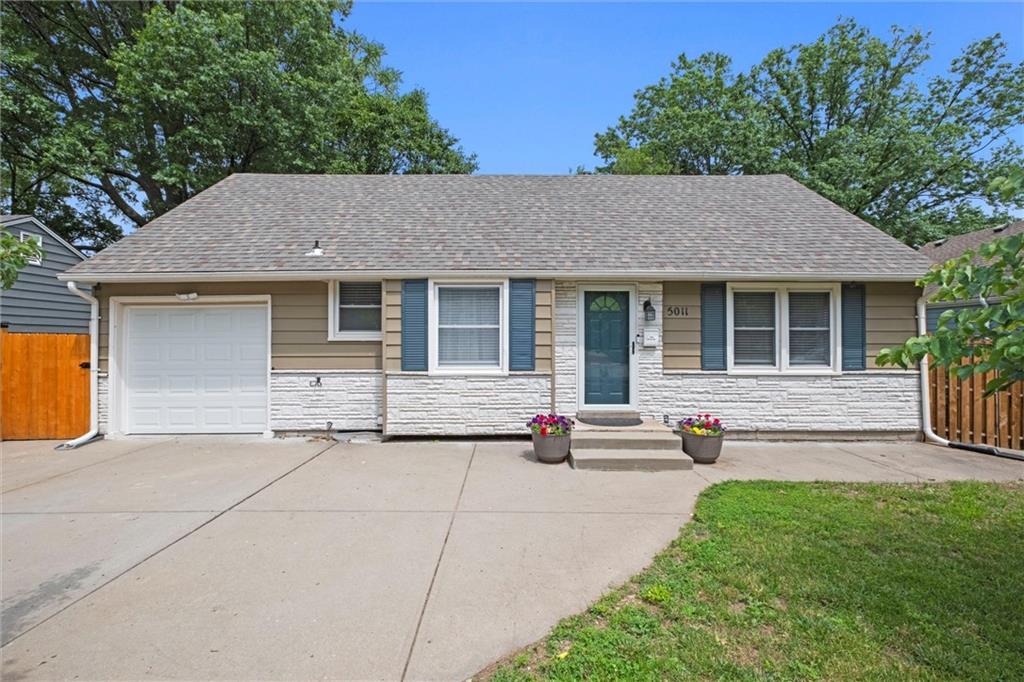 Listing Photo MLS #HMS2556092