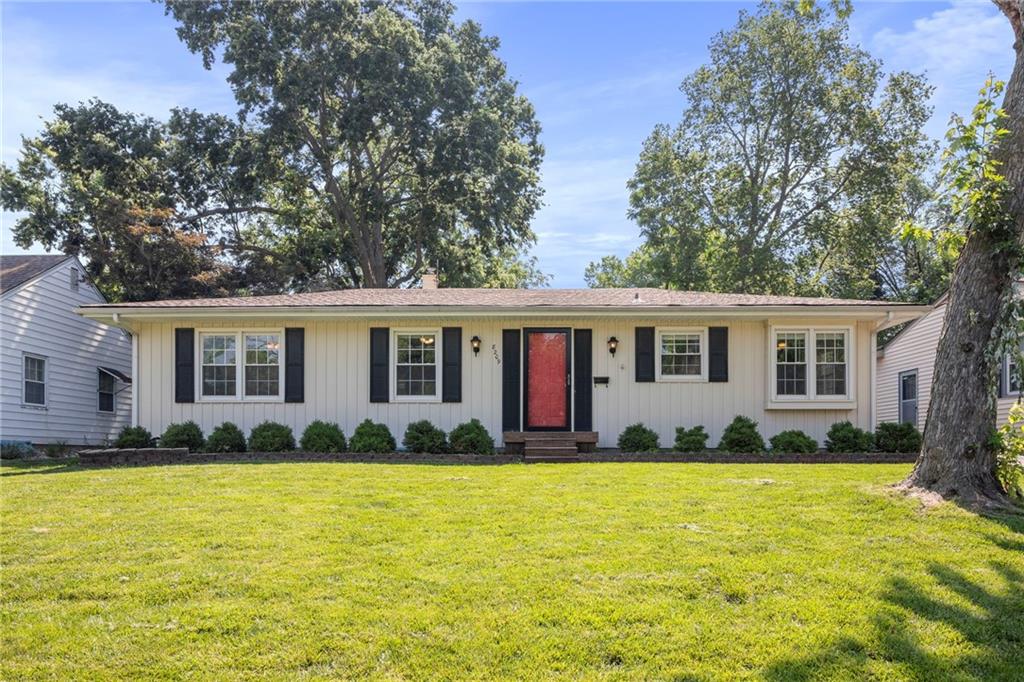 Listing Photo MLS #HMS2556094