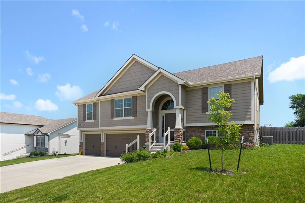 Listing Photo MLS #HMS2556132
