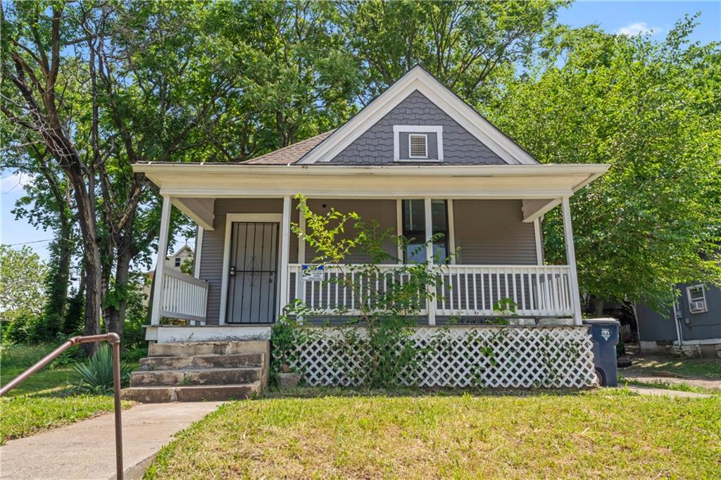 Listing Photo MLS #HMS2556141