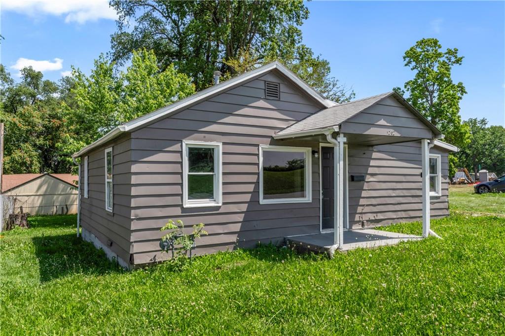 Listing Photo MLS #HMS2556146