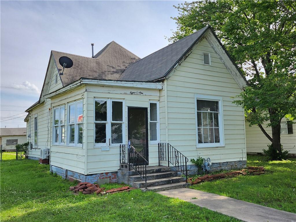 Listing Photo MLS #HMS2556182