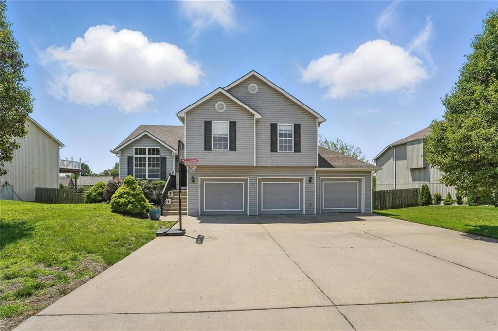 Listing Photo MLS #HMS2556291