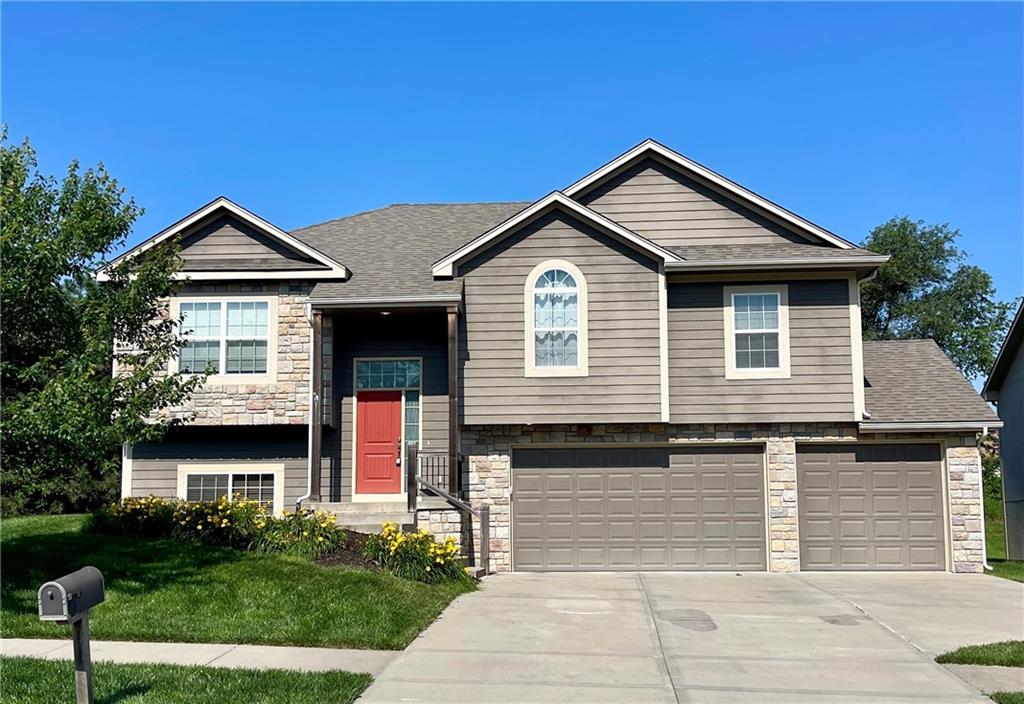 Listing Photo MLS #HMS2556344