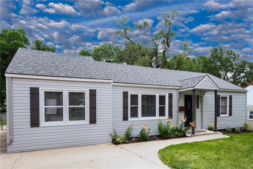 Listing Photo MLS #HMS2556477