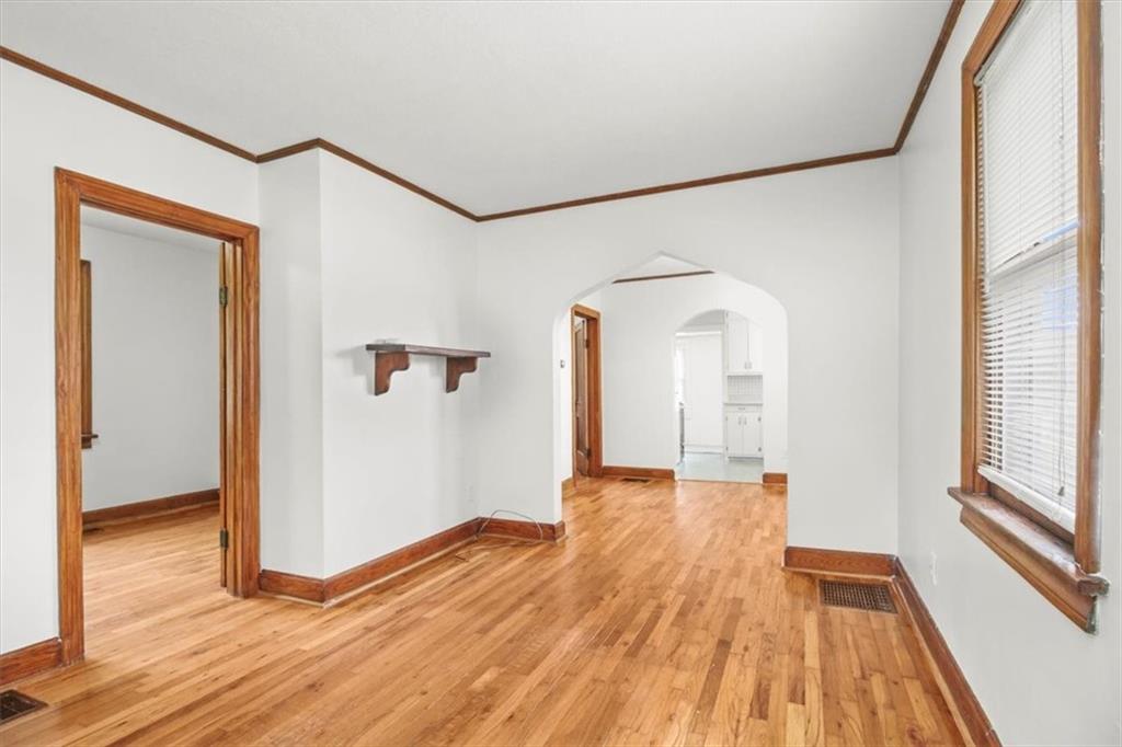 Listing Photo MLS #HMS2556481