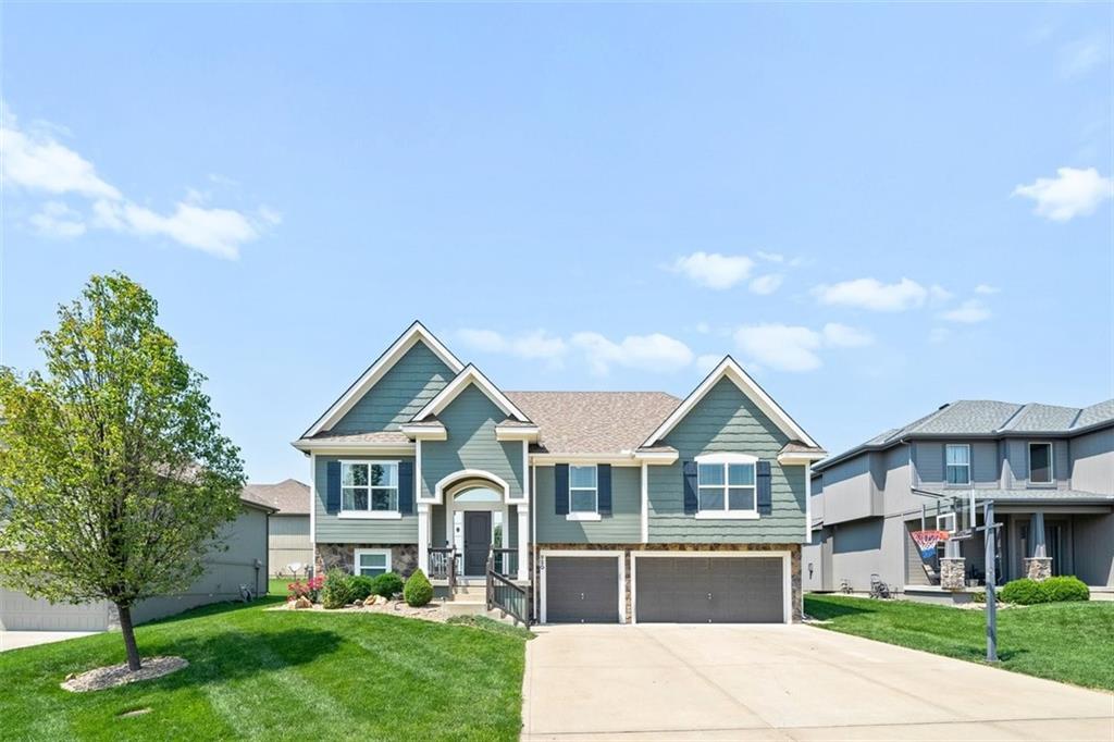 Listing Photo MLS #HMS2556489
