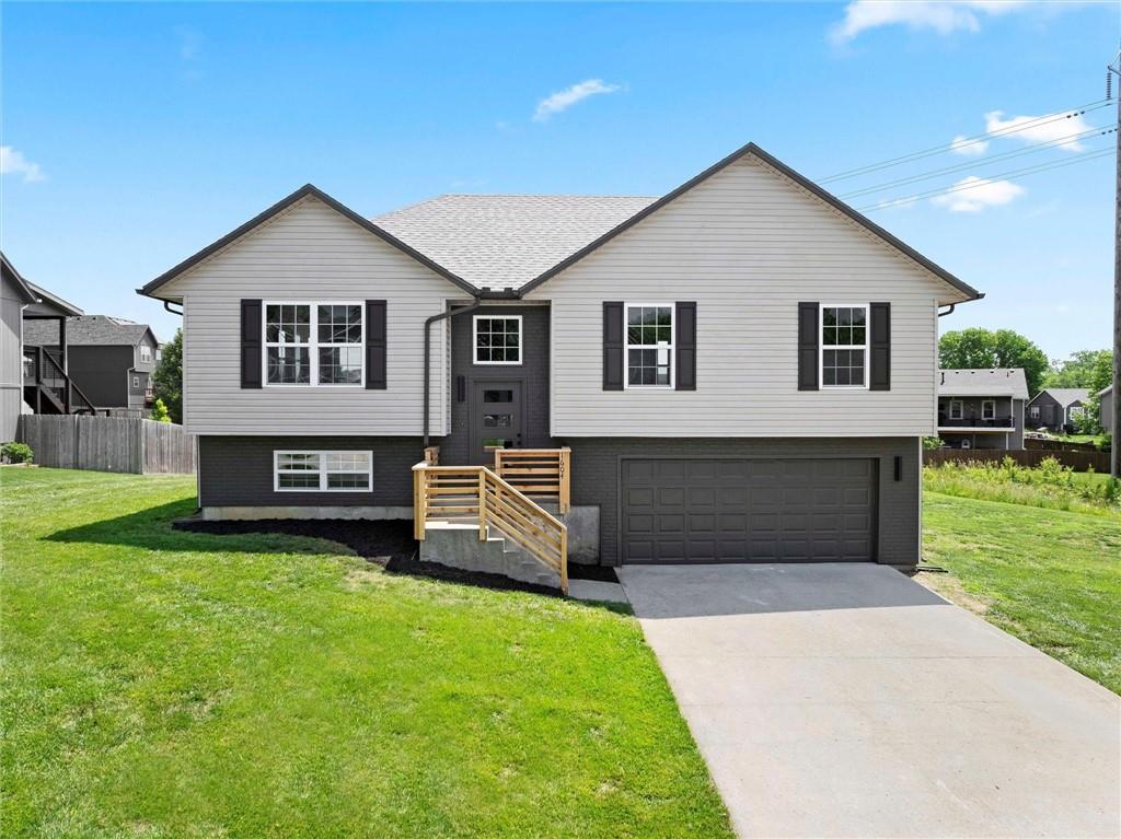 Listing Photo MLS #HMS2556491