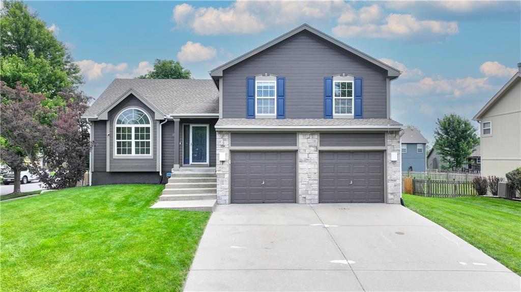 Listing Photo MLS #HMS2556594