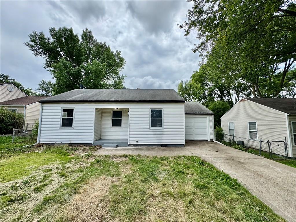 Listing Photo MLS #HMS2556713