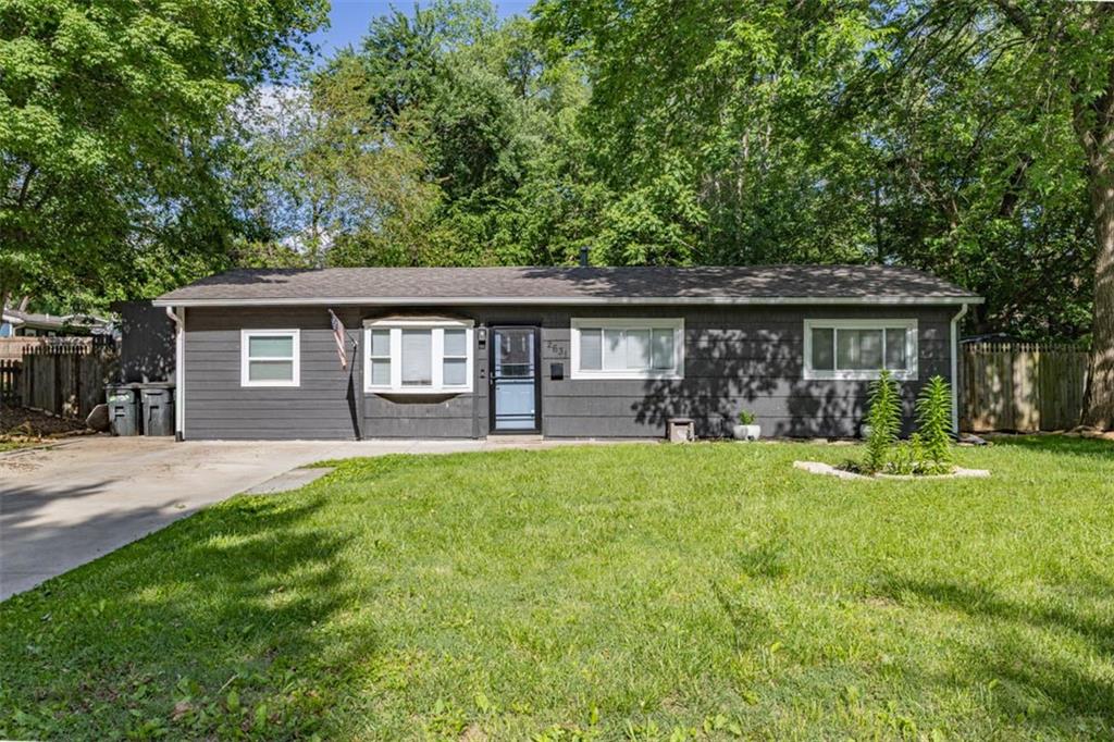 Listing Photo MLS #HMS2556778
