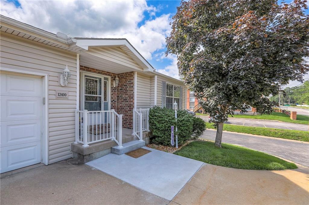 Listing Photo MLS #HMS2556827