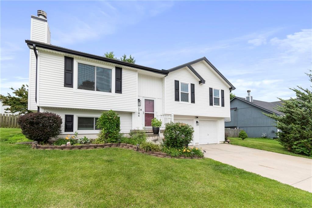 Listing Photo MLS #HMS2556881