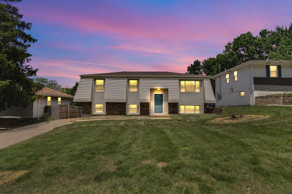 Listing Photo MLS #HMS2556901