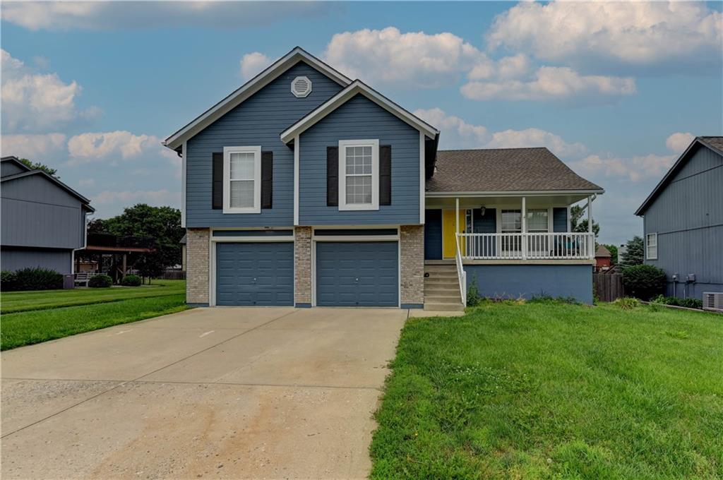 Listing Photo MLS #HMS2556926