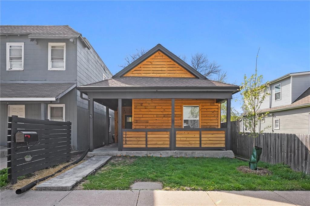 Listing Photo MLS #HMS2556927