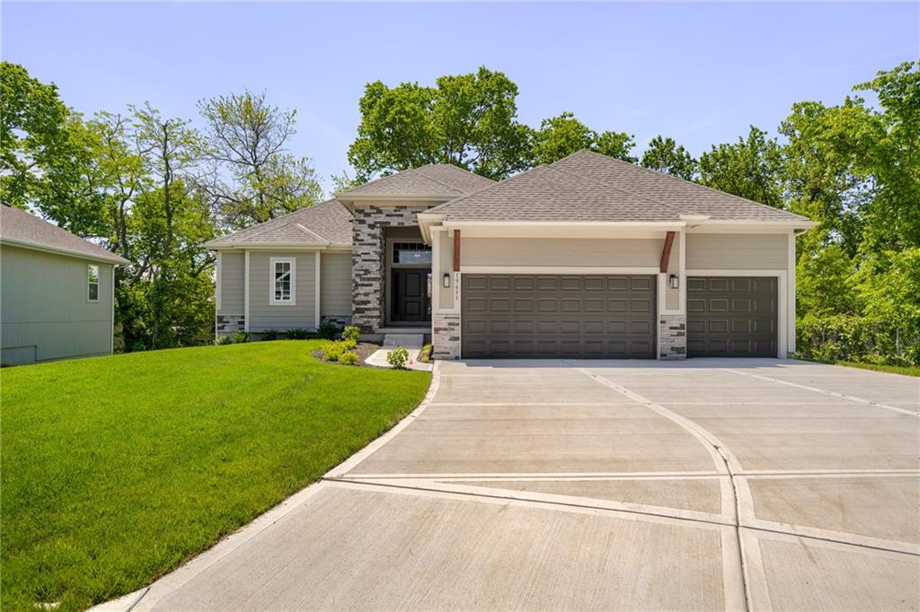 Listing Photo MLS #HMS2556941