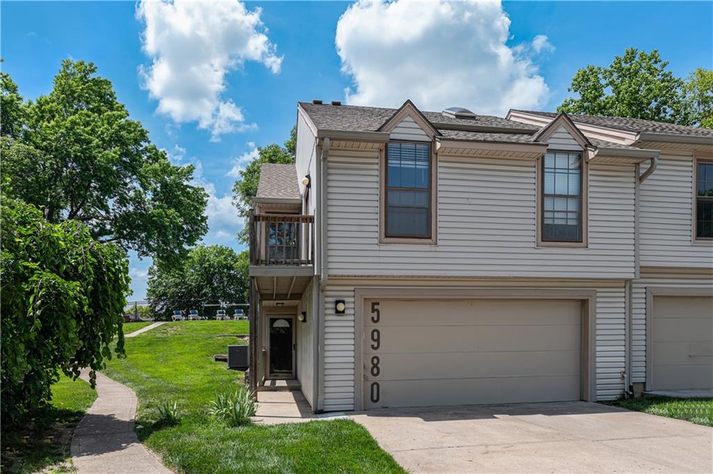 Listing Photo MLS #HMS2557005