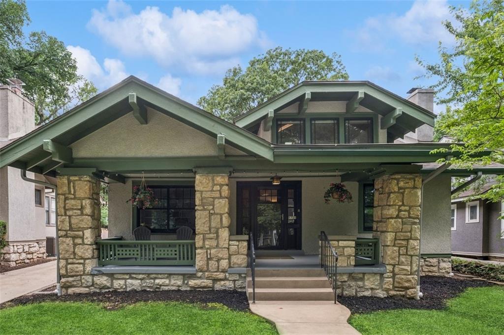 Listing Photo MLS #HMS2557043