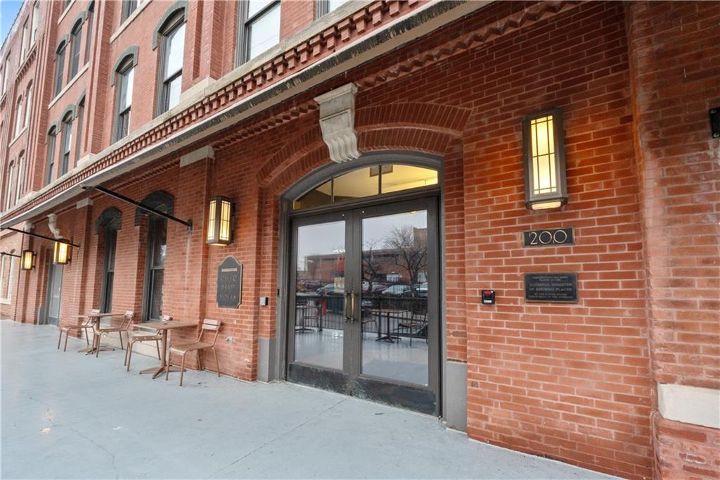 Listing Photo MLS #HMS2557057
