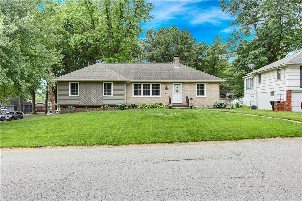 Listing Photo MLS #HMS2557072