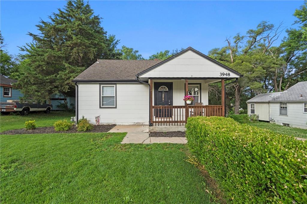 Listing Photo MLS #HMS2557113